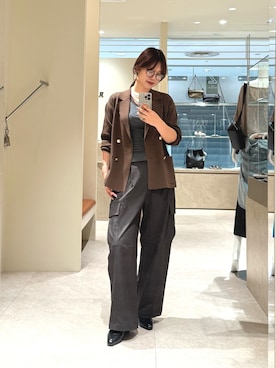 「アイテム（テーラードジャケット）」を使った、YUIさん（レディース・165cm・20代）の夏コーディネート