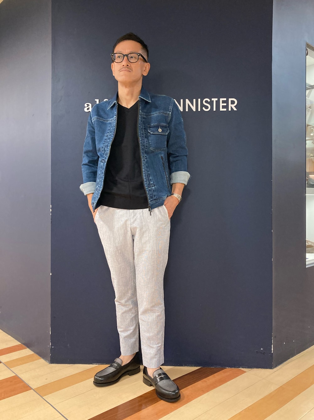 「ローファー、コインローファー、革靴、アルフレッド･バニスター(alfredoBANNISTER)、きれいめカジュアル、休日スタイル、オトナカジュアル」｜「alfredoBANNISTERのグットイヤーウェルト製法 クラシック コインローファー（ローファー、グレー系）」を使った、nobgさん（メンズ・171cm）の夏コーディネートの1枚目の写真