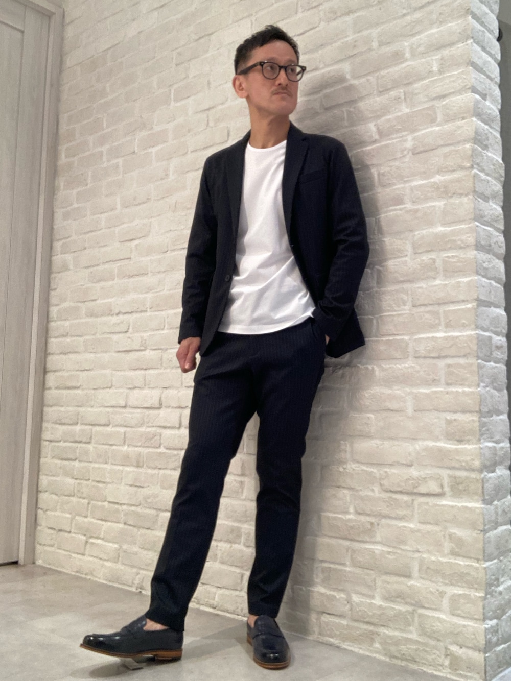 「ローファー、ローファーコーデ、レザーシューズ、革靴、革靴コーデ、セットアップスタイル、セットアップコーデ、オフィスカジュアル、オフィススタイル、オフィスコーデ、アルフレッド･バニスター(alfredoBANNISTER)」｜「alfredoBANNISTERの【WEB限定】定番 コインローファー / ベジタブルタンニンレザー使用（ローファー、ブルー系）」を使った、nobgさん（メンズ・171cm）の春コーディネートの1枚目の写真