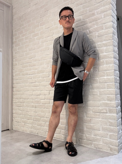 alfredoBANNISTER グルカサンダル ストラップサンダル レザー 黒 alfredoBANNISTER サンダル ボリュームソール グルカサンダル