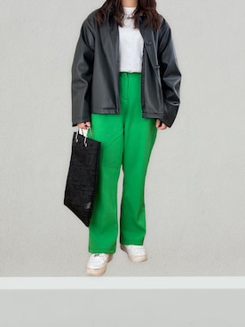 「NIKE（ナイキ）のWMNS AF1 SAGE LOW ナイキ ウィメンズ エアフォース1 セイジ LOW AR5339-100（スニーカー）」を使った、yuri さん（レディース・147cm）の秋コーディネート