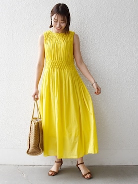 「SHIPS any（シップス エニィ）のSHIPS any: クロス ストラップ サンダル（サンダル、イエロー系）」を使った、机さん（レディース・166cm）の春コーディネート