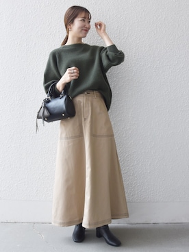 「アイテム（キーケース/キーアクセサリー）」を使った、机さん（レディース・166cm）の秋コーディネート