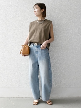 「オリーブ」｜「アイテム（サンダル）」を使った、机さん（レディース・166cm）の夏コーディネート