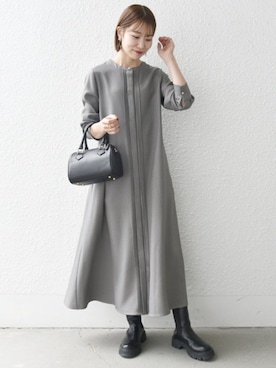 「ノーカラー」｜「アイテム（ワンピース/ドレス）」を使った、机さん（レディース・166cm）の秋コーディネート