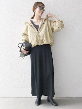 「アイテム（キーケース/キーアクセサリー）」を使った、机さん（レディース・166cm）の秋コーディネート