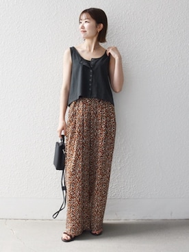 「EBLOUNA（エブローナ）のアイテム」を使った、机さん（レディース・166cm）の夏コーディネート