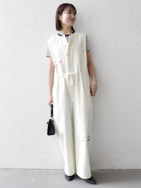 「SHIPS any（シップス エニィ）の【SHIPS any別注】PAYDAY:〈洗濯機可能〉ステンシル ロゴ プリント オーバーオール（サロペット/オーバーオール、ホワイト系）」を使った、机さん（レディース・166cm）の春コーディネート