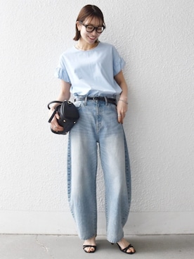 「bon_meur（ボンミュール）のbon_meur:〈洗濯機可能〉コクーン シルエット デニム パンツ（デニムパンツ、ブルー系）」を使った、机さん（レディース・166cm）の春コーディネート