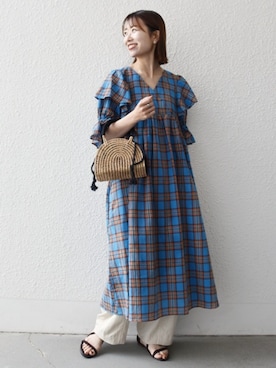 「EBLOUNA（エブローナ）のアイテム」を使った、机さん（レディース・166cm）の夏コーディネート