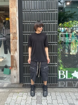 「ダメージ加工」｜「アイテム（カーゴパンツ）」を使った、たいがさん（メンズ・175cm）の春コーディネート