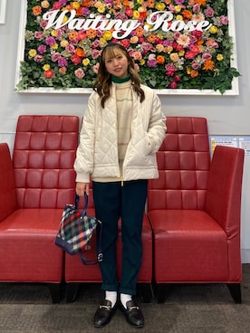 「アイテム（ミリタリージャケット、ホワイト系）」を使った、アーノルドパーマー@セブンパーク天美店さん（レディース・153cm）の冬コーディネート