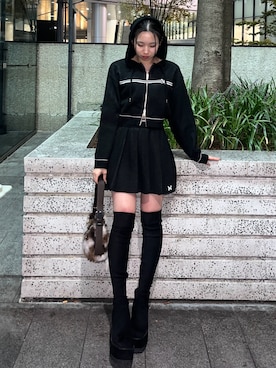 「EMODA（エモダ）のアイテム」を使った、与口令央奈さん（レディース・160cm）の秋コーディネート