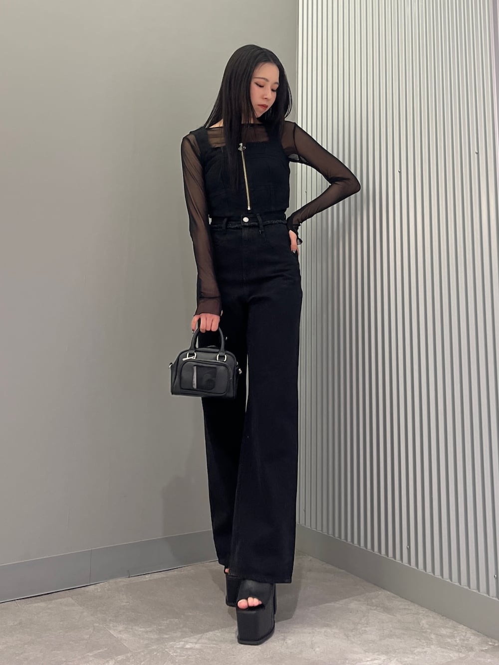 与口令央奈(EMODA)｜EMODAのキャミソールを使ったコーディネート - WEAR