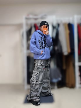 「アイテム（カーゴパンツ）」を使った、きらさん（メンズ・162cm）の秋コーディネート