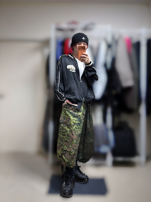 les six レシス　カーゴパンツ　サイズ1 LES SIX（レシス） | パンツの古着・中古通販 | 【公式】RAGTAG