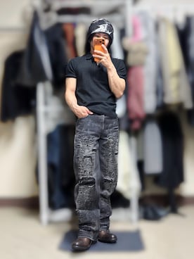 「GRANCY（グランシー）の【GRANCY】High Damage Straight Denim Pants / ハイダメージストレートデニムパンツ（デニムパンツ、ブラック系）」を使った、きらさん（メンズ・162cm）の春コーディネート