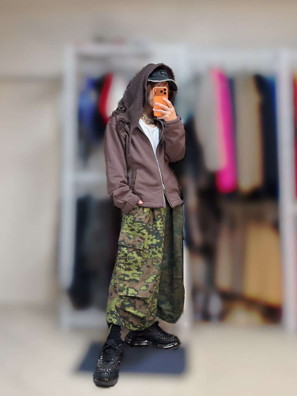 les six レシス　カーゴパンツ　サイズ1 A168124L0003_m1_a001.jpg