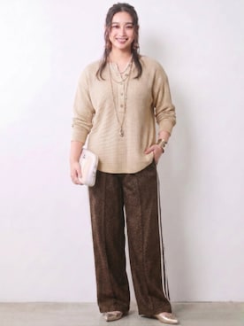 「CHIC STYLE（シックスタイル）のレオパードトラックパンツ＜大きいサイズ有＞シックスタイル（その他パンツ、ブラウン系）」を使った、ニッセンスタッフ(nissen5)さん（レディース・160cm）の秋コーディネート