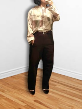 「不明のアイテム（シャツ/ブラウス、ベージュ系）」を使った、えだまめさん（レディース・154cm）の春コーディネート