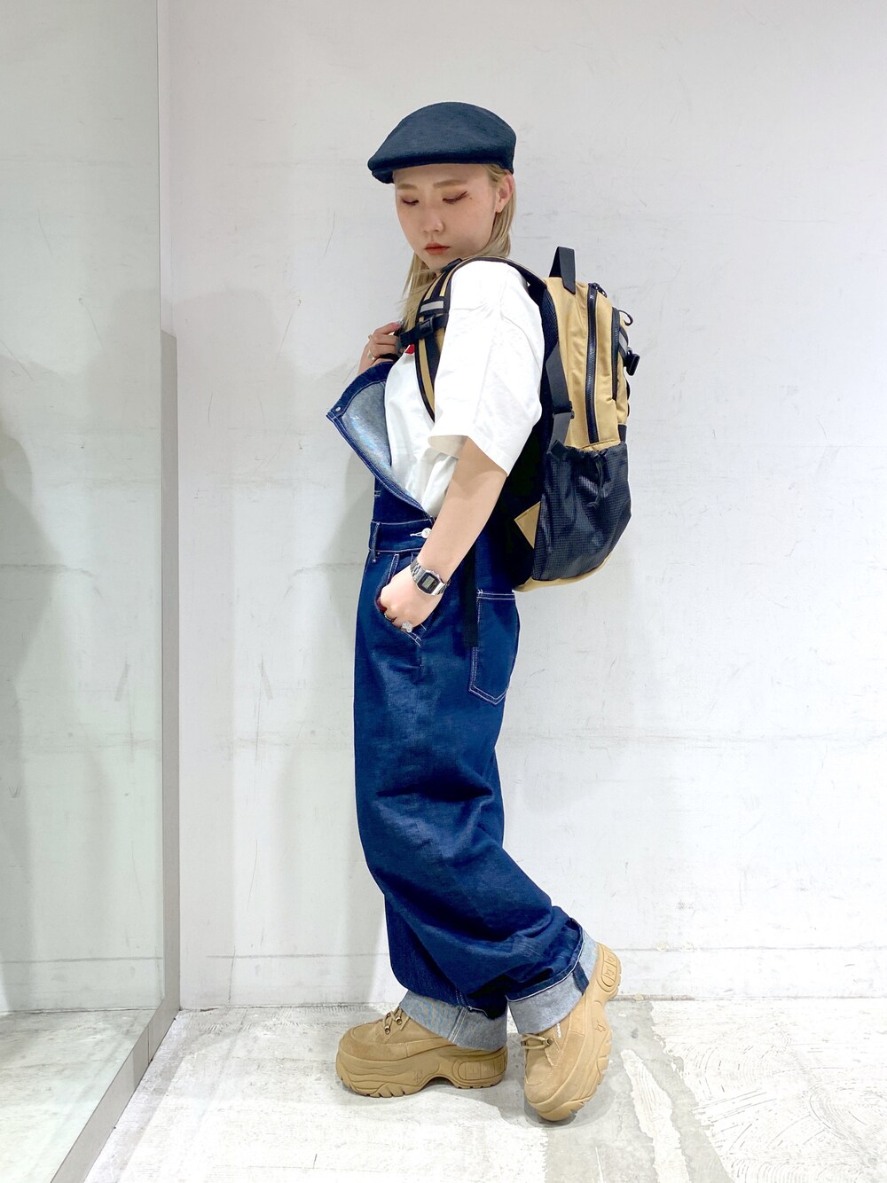 「夏コーデ、x-girl、Xgirl_ootd、低身長、オーバーオール、ストリートコーデ、春コーデ」｜「X-girlのWIDE TAPERED OVERALL（つなぎ/オールインワン、ブルー系）」を使った、進藤さくらさん（レディース・148cm）の春コーディネートの1枚目の写真