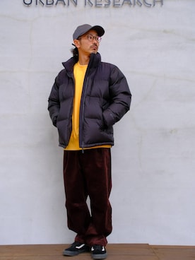 「冬の差し色コーデ」｜「アイテム（キャップ）」を使った、せーじさん（メンズ・165cm）の冬コーディネート