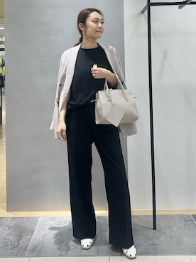 「INDIVI（インディヴィ）の【合皮／マルチWAY／サブバック付】ミニショルダーバッグ（ショルダーバッグ、グレー系）」を使った、MAIさん（レディース・160cm）の春コーディネート