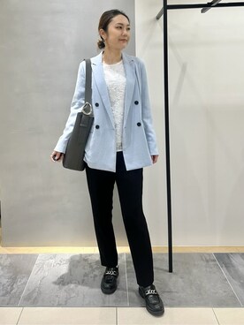 「INDIVI（インディヴィ）の【洗える／多機能／SETUP可】着る日傘ダブルジャケット（テーラードジャケット、ブルー系）」を使った、MAIさん（レディース・160cm）の冬コーディネート