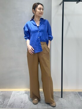 「INDIVI（インディヴィ）の【接触冷感／2WAY】カシュクールリネンシャツ（シャツ/ブラウス、ブルー系）」を使った、MAIさん（レディース・160cm）の春コーディネート