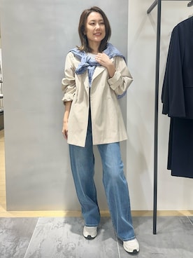 「INDIVI（インディヴィ）の【撥水/軽量】ミドル丈 ミニマルトレンチコート（トレンチコート、ベージュ系）」を使った、MAIさん（レディース・160cm）の春コーディネート