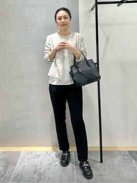 「INDIVI（インディヴィ）の【軽量／SETUP可能】ストレッチツイードジャケット（ノーカラージャケット、ホワイト系）」を使った、MAIさん（レディース・160cm）の冬コーディネート