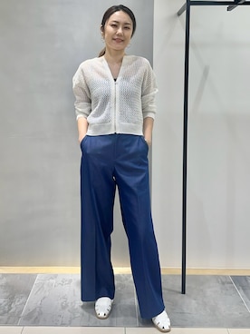 「INDIVI（インディヴィ）の【洗える／コットン】メッシュジップニットカーディガン（カーディガン/ボレロ、ホワイト系）」を使った、MAIさん（レディース・160cm）の春コーディネート