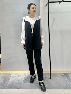 「INDIVI（インディヴィ）の【洗える／セレモニー】ラッフルサテンブラウス（シャツ/ブラウス、ホワイト系）」を使った、MAIさん（レディース・160cm）の冬コーディネート