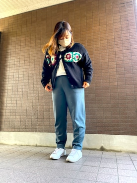 「155㎝コーデ」｜「アイテム（スニーカー）」を使った、はくまい子さん（レディース・155cm）の春コーディネート
