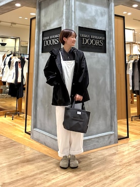 「URBAN RESEARCH DOORS（アーバンリサーチドアーズ）の防風/撥水ドロストフーディ（その他アウター）」を使った、 コヤマ  ヒナタさん（レディース・164cm）の秋コーディネート