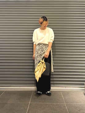「URBAN RESEARCH DOORS（アーバンリサーチドアーズ）のadidas　TOKYO W（スニーカー、ブラック系）」を使った、 コヤマ  ヒナタさん（レディース・164cm）の春コーディネート