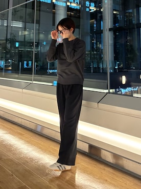 「adidas（アディダス）のadidas　TOKYO W（スニーカー）」を使った、 コヤマ  ヒナタさん（レディース・164cm）の秋コーディネート