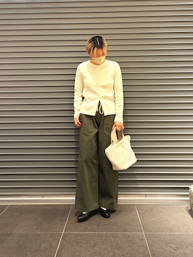 「URBAN RESEARCH DOORS（アーバンリサーチドアーズ）のVカットパンプス（パンプス、ブラック系）」を使った、 コヤマ  ヒナタさん（レディース・164cm）の春コーディネート