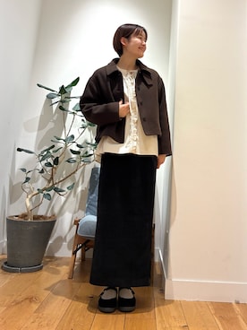 「URBAN RESEARCH DOORS（アーバンリサーチドアーズ）のアイテム（スカート）」を使った、 コヤマ  ヒナタさん（レディース・164cm）の秋コーディネート