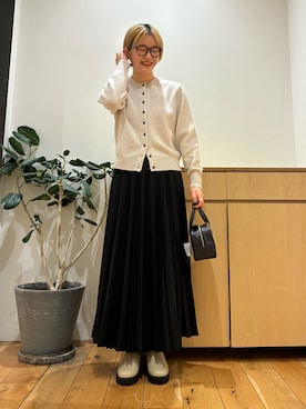 「SMELLY（スメリー）のアイテム」を使った、 コヤマ  ヒナタさん（レディース・164cm）の冬コーディネート