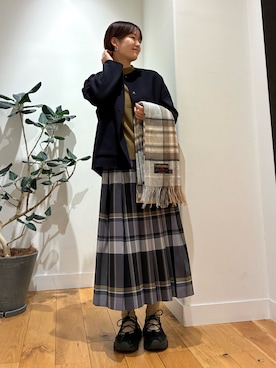 「イチ推しジャケットスタイル」｜「アイテム（スニーカー）」を使った、 コヤマ  ヒナタさん（レディース・163cm）の秋コーディネート