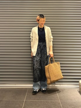 「URBAN RESEARCH DOORS（アーバンリサーチドアーズ）のadidas　TOKYO W（スニーカー、ブラック系）」を使った、 コヤマ  ヒナタさん（レディース・164cm）の春コーディネート