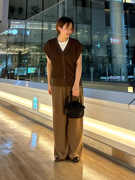 「アイテム（タンクトップ）」を使った、 コヤマ  ヒナタさん（レディース・163cm）の秋コーディネート