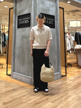 「URBAN RESEARCH DOORS（アーバンリサーチドアーズ）のBIRKENSTOCK　EXCLUSIVE ARIZONA WB(NR)（サンダル、ブラック系）」を使った、 コヤマ  ヒナタさん（レディース・164cm）の春コーディネート