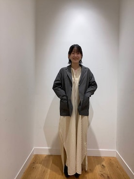 「アイテム（サロペット/オーバーオール、グレー系）」を使った、 コヤマ  ヒナタさん（レディース・162cm）の秋コーディネート