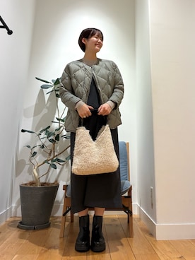 「冬の注目アウター」｜ コヤマ  ヒナタさん（レディース・164cm）の秋コーディネート