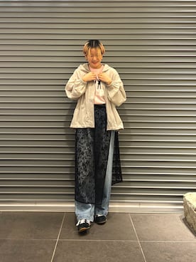 「URBAN RESEARCH DOORS（アーバンリサーチドアーズ）のadidas　TOKYO W（スニーカー、ブラック系）」を使った、 コヤマ  ヒナタさん（レディース・164cm）の春コーディネート