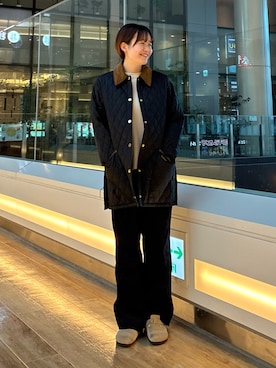 「冬の注目アウター」｜「アイテム（その他アウター）」を使った、 コヤマ  ヒナタさん（レディース・164cm）の秋コーディネート