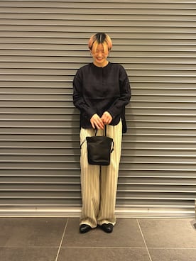 「URBAN RESEARCH DOORS（アーバンリサーチドアーズ）のVカットパンプス（パンプス、ブラック系）」を使った、 コヤマ  ヒナタさん（レディース・164cm）の春コーディネート