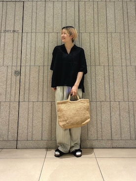 「URBAN RESEARCH DOORS（アーバンリサーチドアーズ）のBIRKENSTOCK　EXCLUSIVE ARIZONA WB(NR)（サンダル、ブラック系）」を使った、 コヤマ  ヒナタさん（レディース・164cm）の春コーディネート